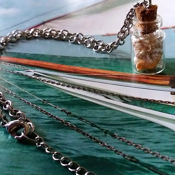 🎊SOLD!🎉Sea Shells in a Bottle 🐚 - Picture 4 of 4